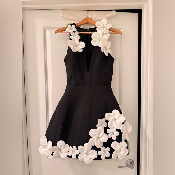 NWOT BRONX AND BANCO Estelle Black and White Mini Dress - Picture 6 of 16